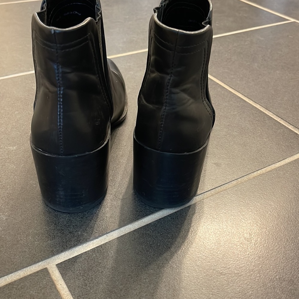Dolce Vita Booties - Picture 2 of 3